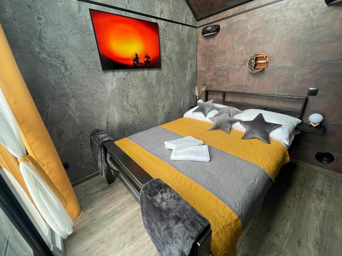 Moon Hill'S Lord Appartement Jezow Sudecki Buitenkant foto